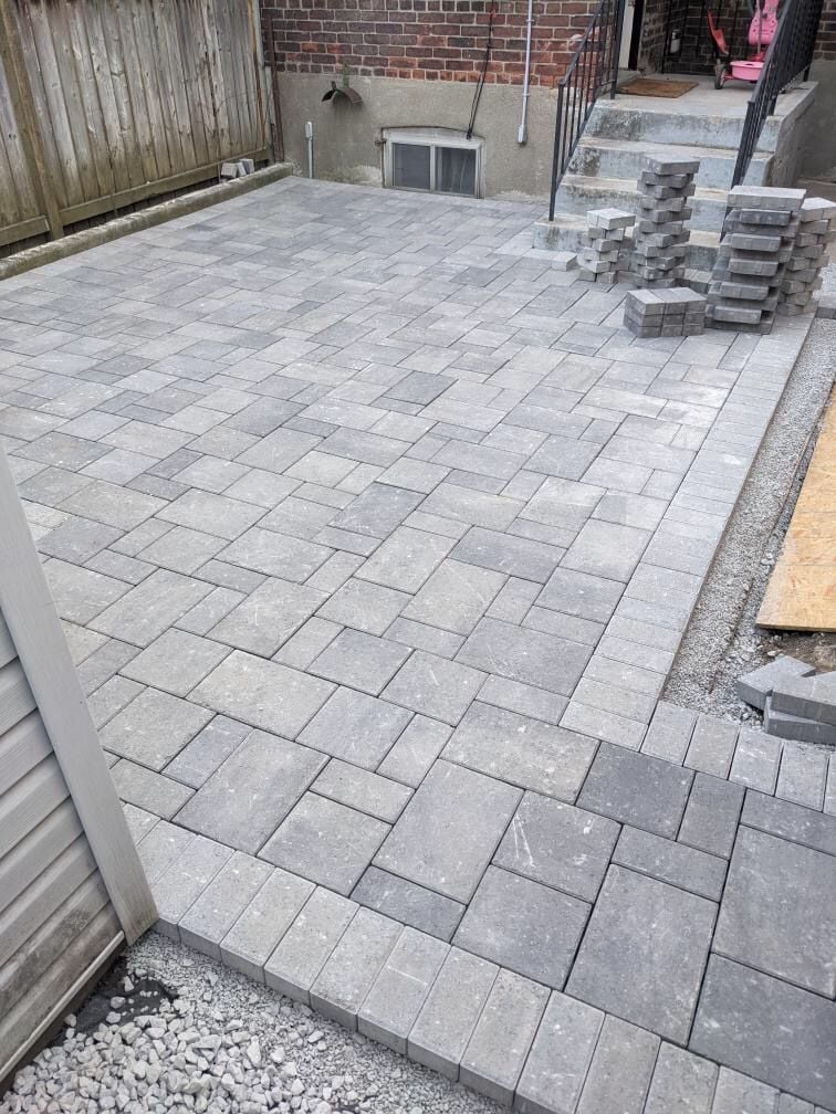 Neden Kilitli Parke Taşı? Diğer Zemin Kaplamalarına Göre Avantajları