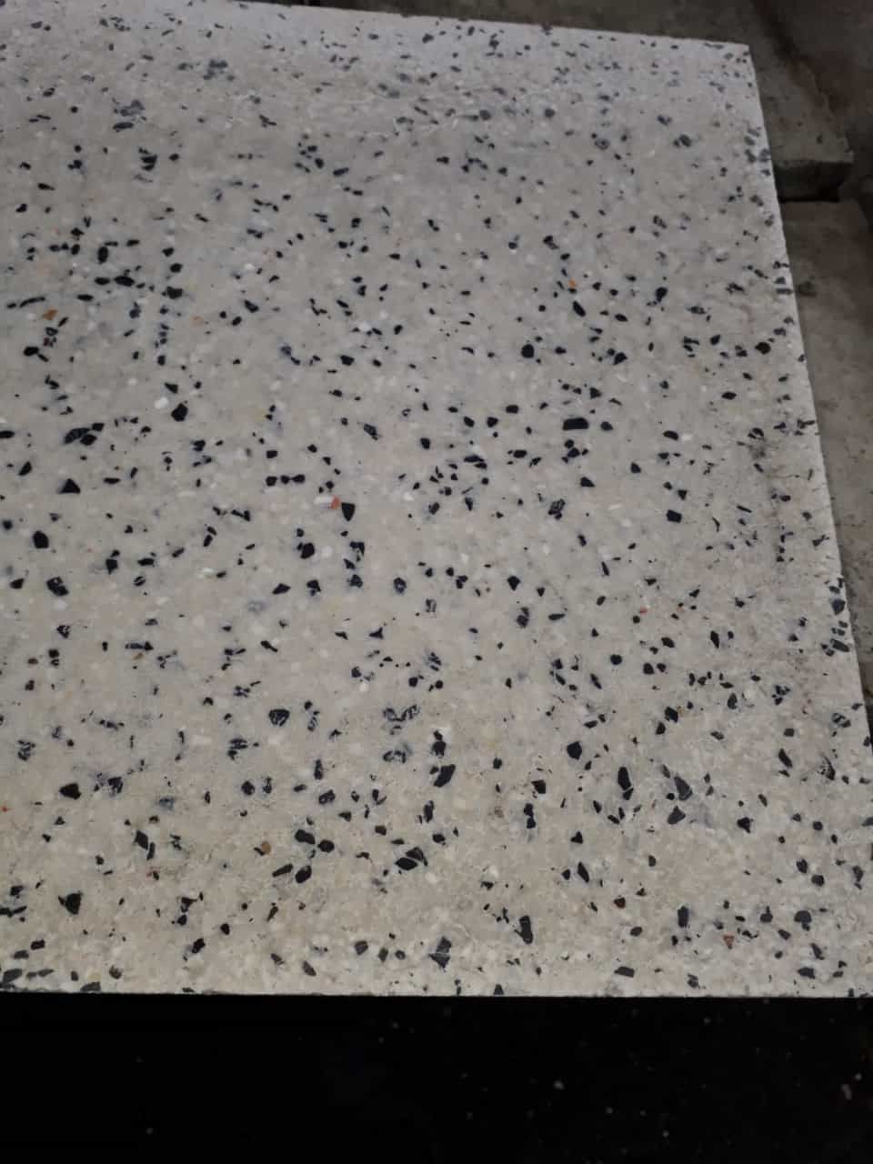 Terrazo Karo Kaplama