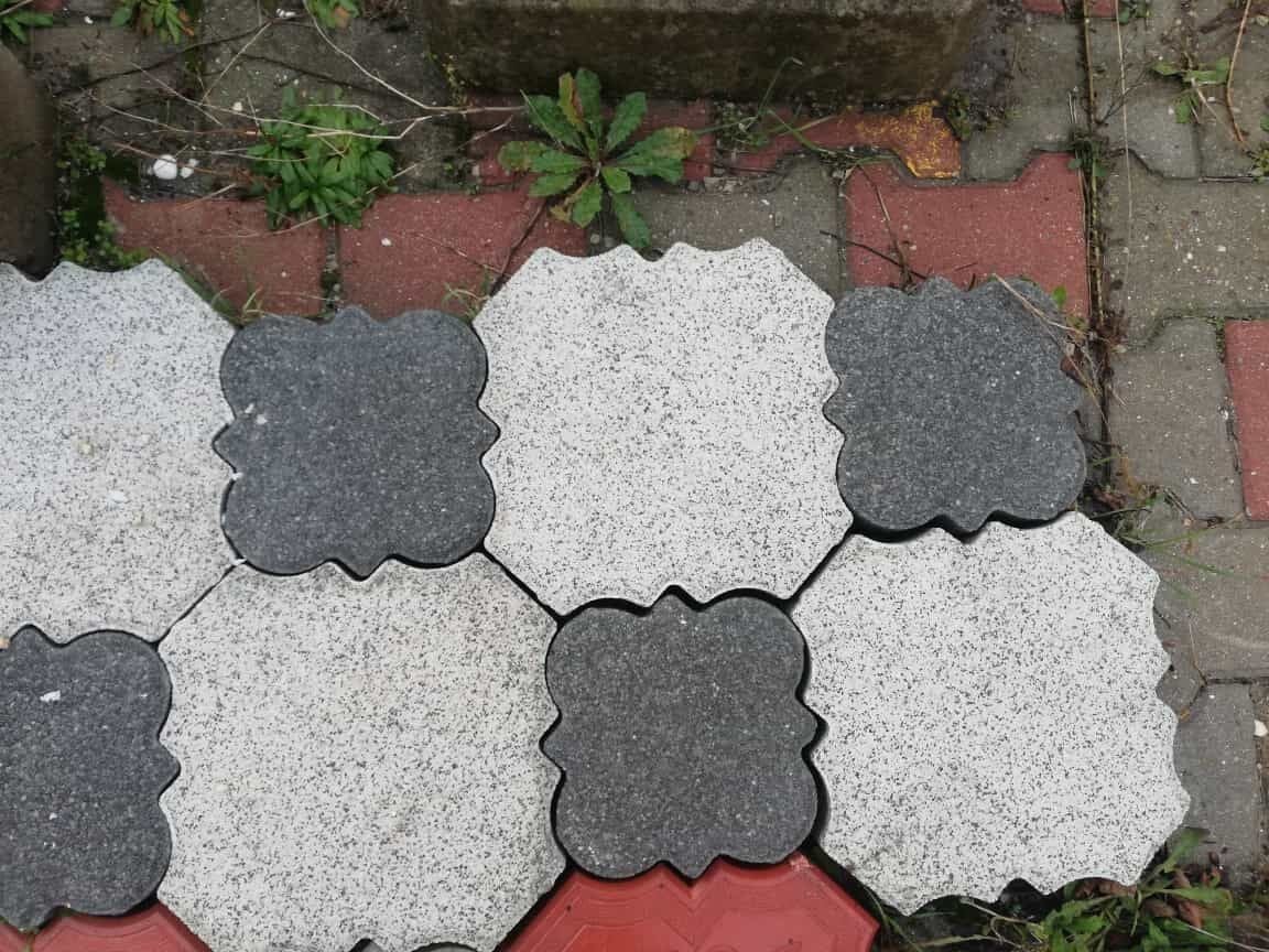 Kumlamalı Beton Parke Papatya Modeli