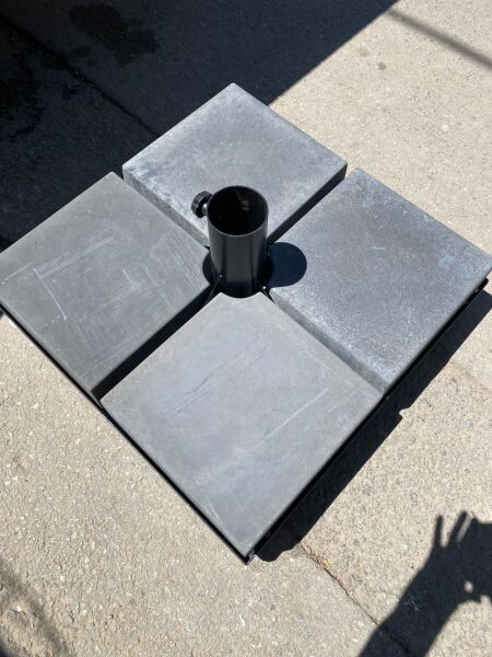 Şemsiye Altlığı Taşı