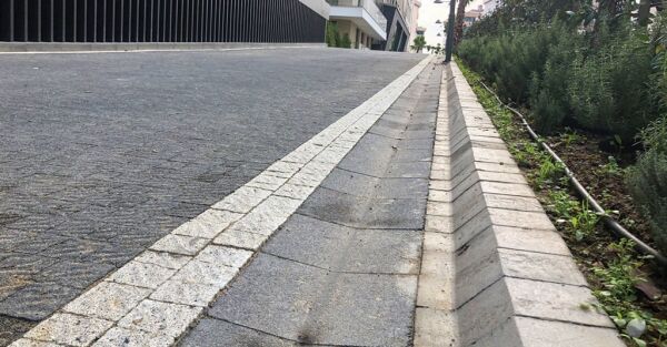 V Oluk Taşı 25x30 Siyah Kumlu Arnavutköy Adet Fiyat