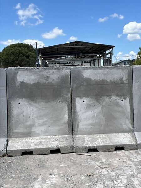 1.5x2 Beton Bariyer
