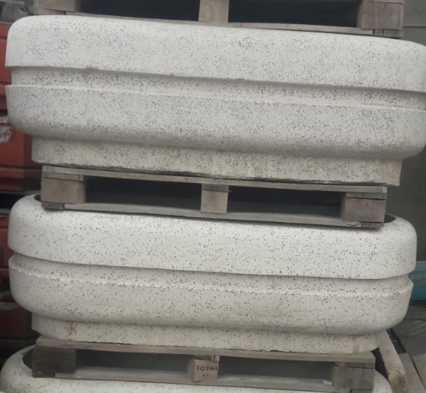 Bahçelievler Beton Saksı | Oval Modern Tasarım | Dış Mekan Peyzaj Saksısı