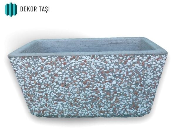 Mersin Beton Saksı | Mozaik Agrega Kaplama | Peyzaj Çiçekliği