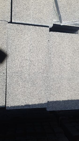 30×60 Beyaz Mineralli 8 cm Parke Taşı