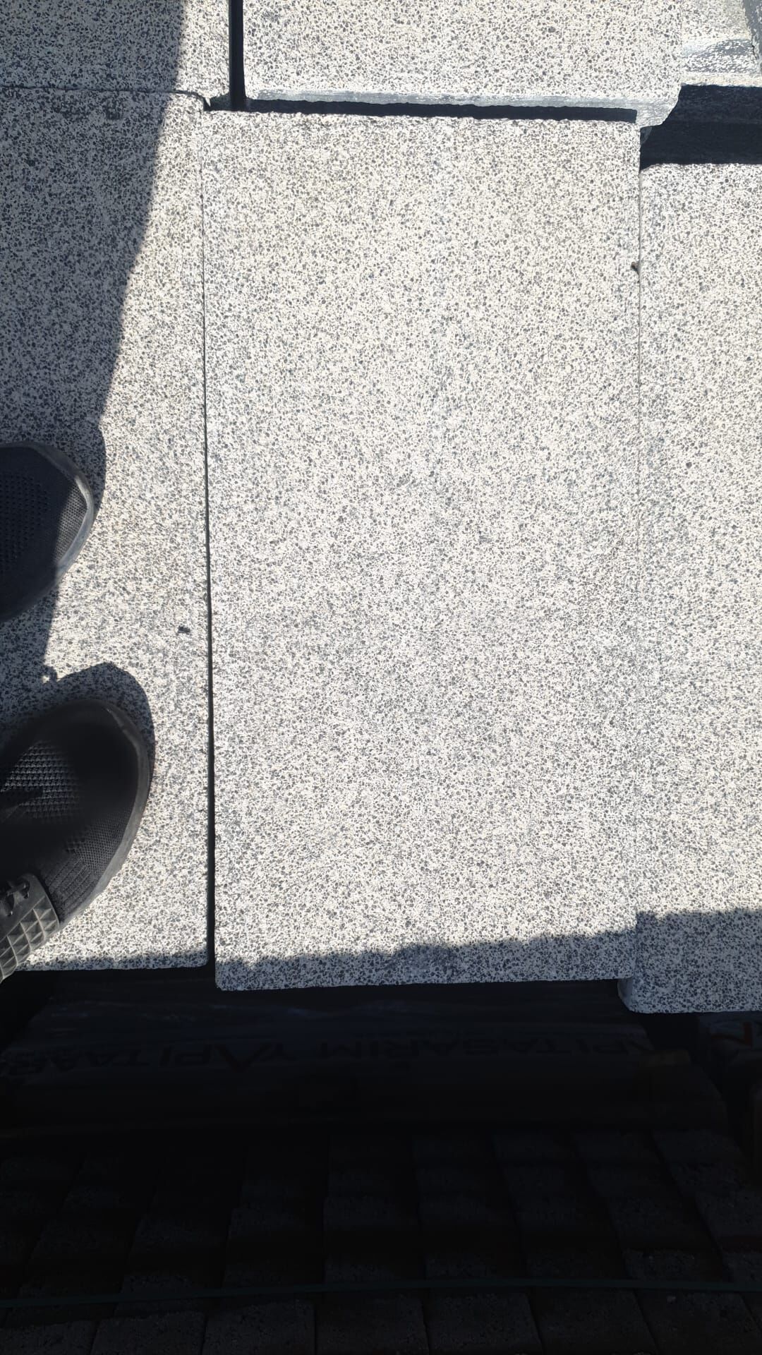 30×60 Beyaz Mineralli 8 cm Parke Taşı