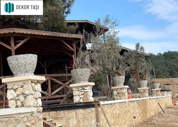 Kütahya Modeli Beton Saksı - Bombeli Dekoratif Tasarım