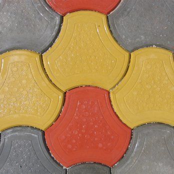 Deniz Anası Yarım Parke Taşı 4.5 cm (Çok Renkli Bahçe Karosu)