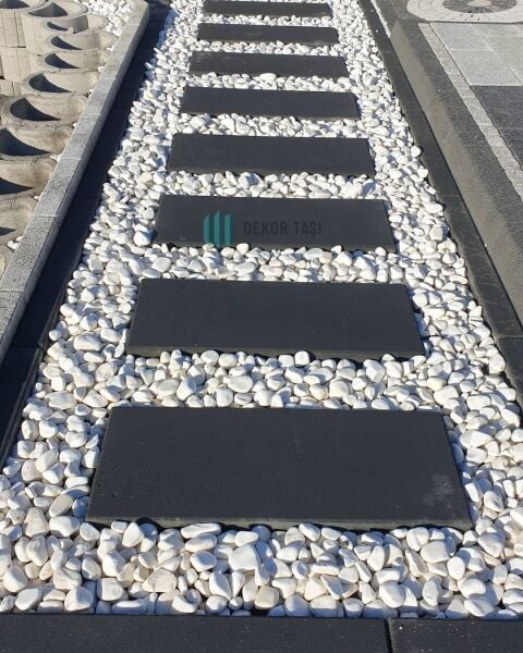 Bazalt Kumlamalı 30x60 Adım Taşı (Bahçe Adım Taşı & Yürüme Plakası)