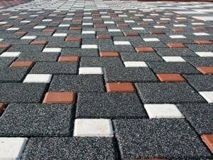 Siyah Kumlamalı Parke Taşı 40x40 | Şık Dış Mekan Zemini