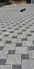 Beyaz Kumlamalı Plak Parke 50x50 | Aydınlık Dış Mekan Zemin