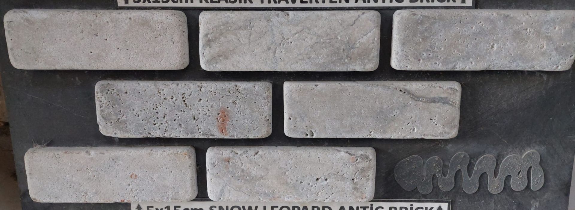 Snow Leopard Taş Tuğla