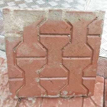 Kilit Taşı Tretuvar Karo 14 (30x30cm Kalınlık: 3cm)