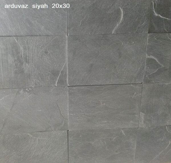 Ebatlı siyah selekte kayrak