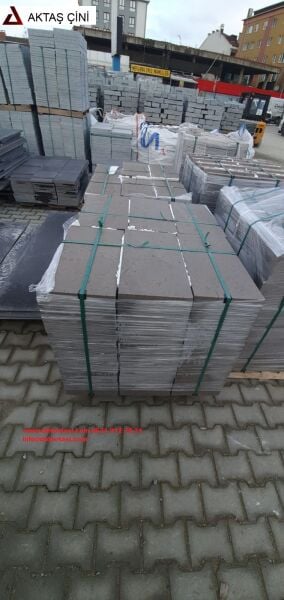 30x60x3 cm Andezit Taşı