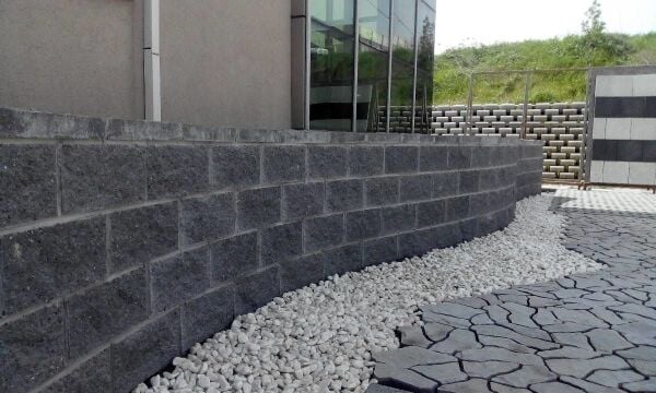 Kırma briket kapak gri