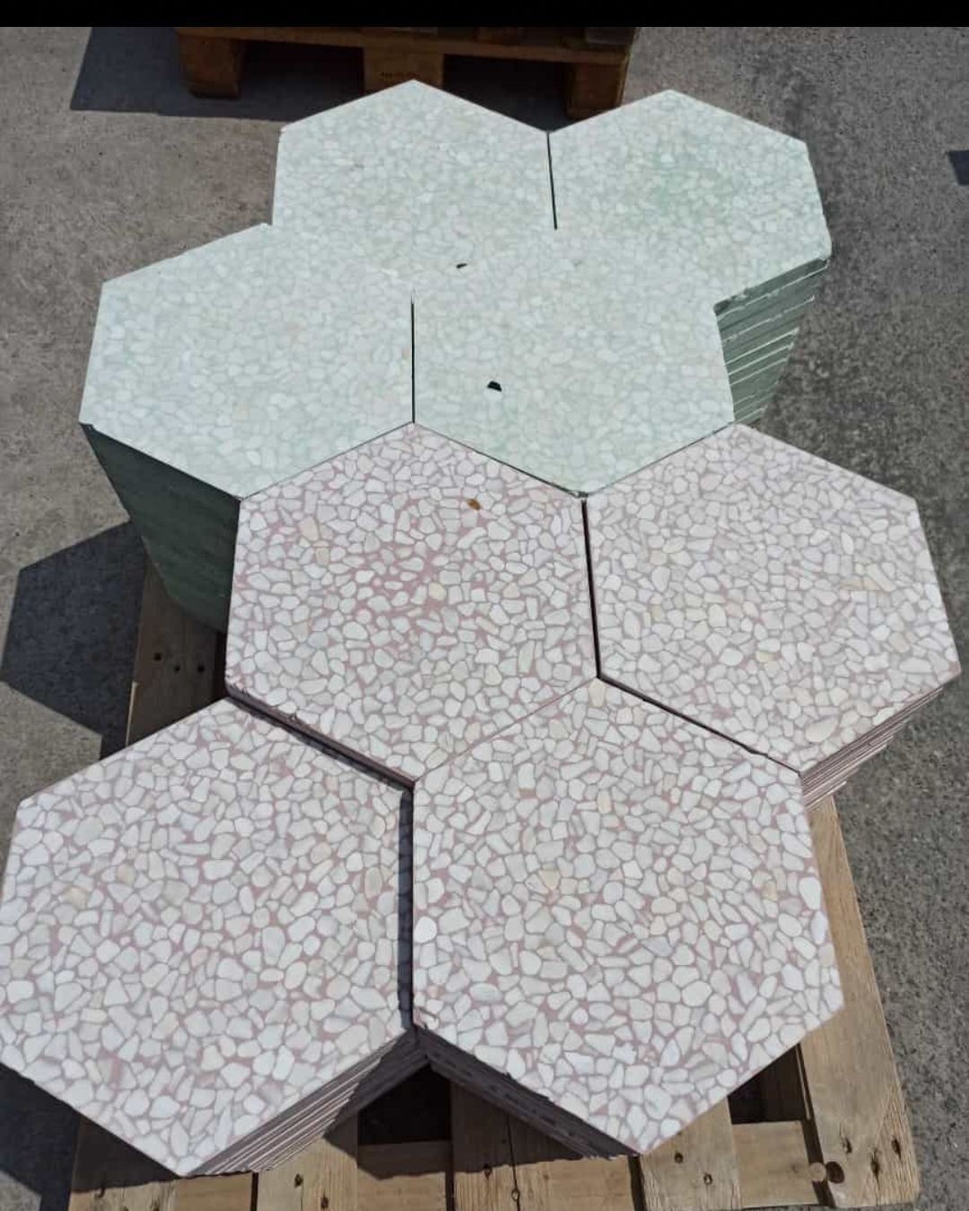 Altıgen terrazo karo