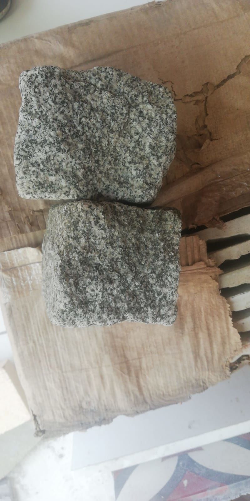 Granit Küp Taş